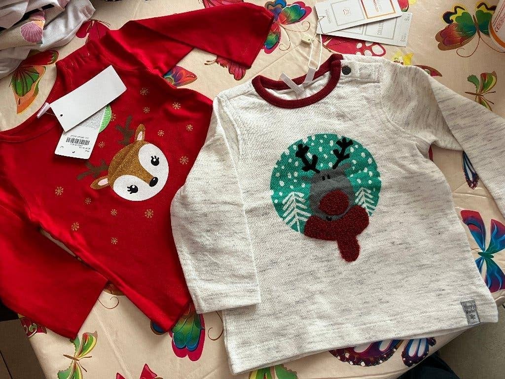 2 kerst truitjes ( longsleeve ) maat 68, Kinderen en Baby's, Babykleding | Maat 68, Ophalen of Verzenden, Nieuw, Jongetje of Meisje
