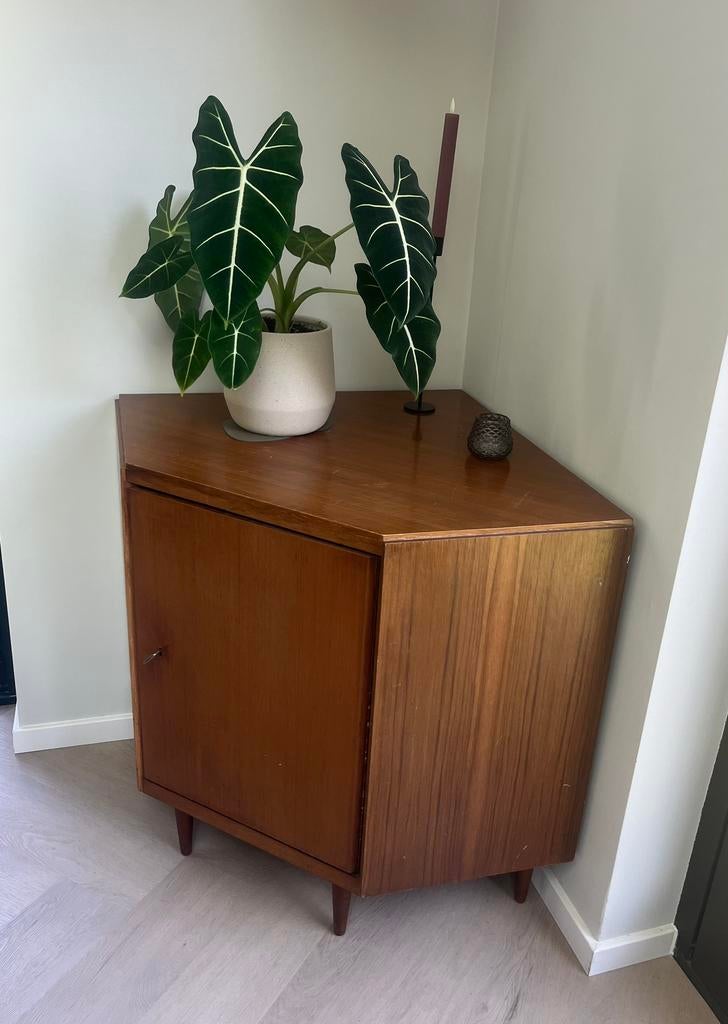 Vintage hoekkastje, Ophalen, 50 tot 100 cm, 50 tot 75 cm, Gebruikt