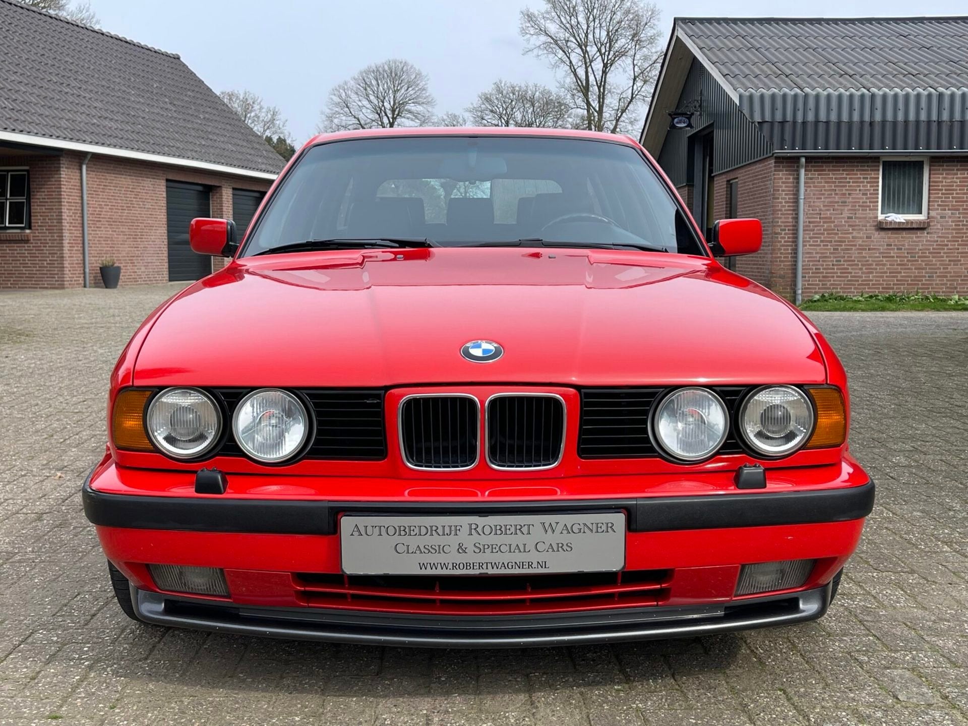 BMW M5 Touring E34 Mugello Red, foto 8