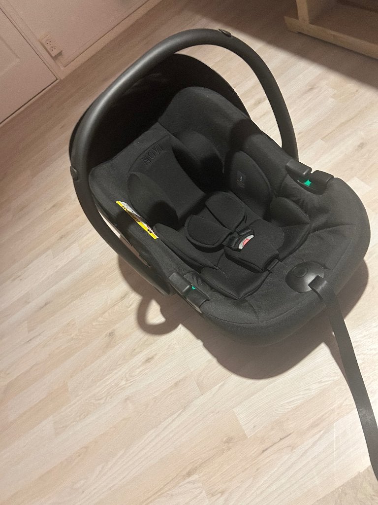 baby autostoel, Kinderen en Baby's, Autostoeltjes, Zo goed als nieuw, Isofix, Ophalen, 0 t/m 10 kg