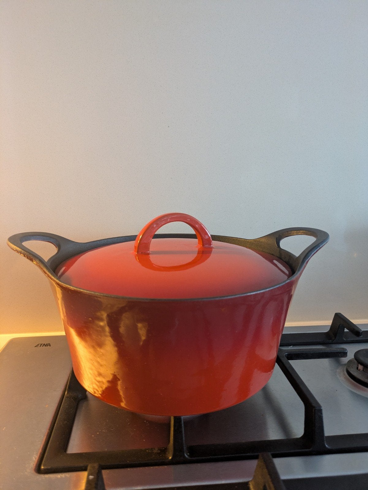 Hackman gietijzeren braadpan - 25 cm - rood, Ophalen, Gebruikt, Met deksel, Overige merken