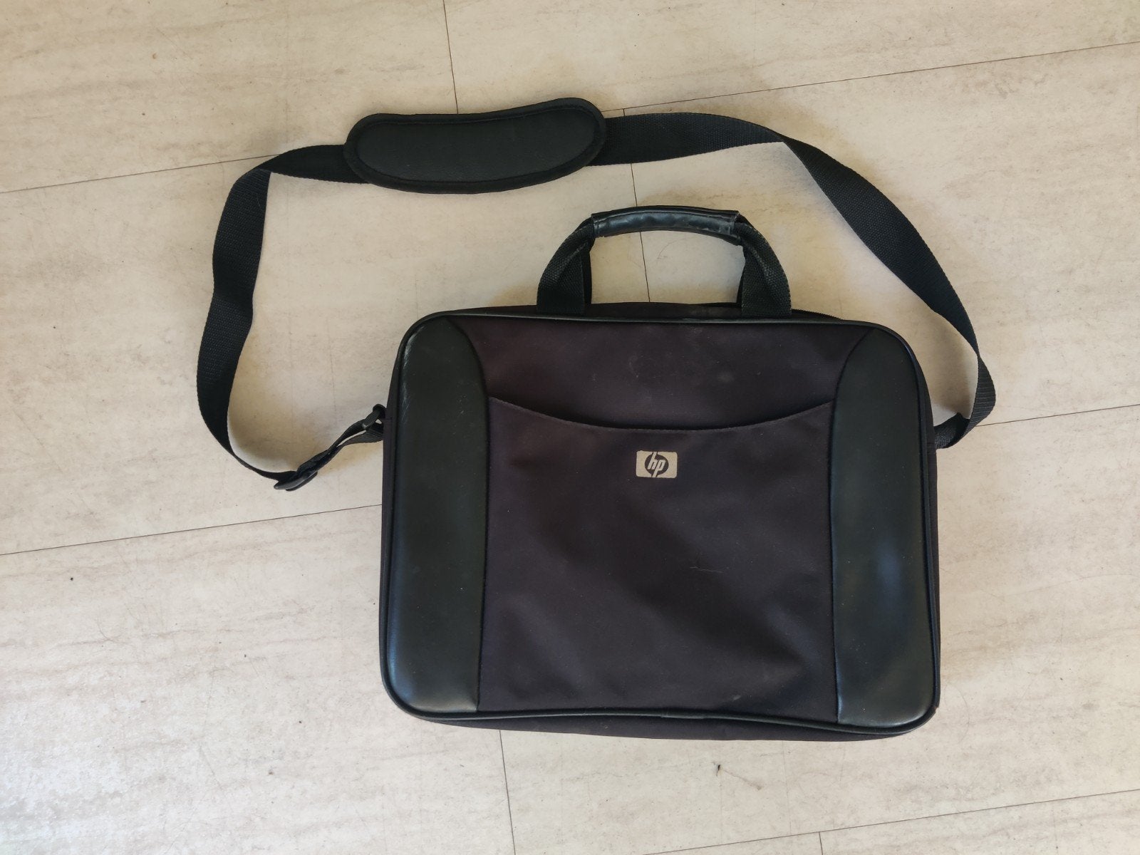 GRATIS HP Laptoptas Schoudertas tot 18 inch Laptop Tas, Ophalen, Gebruikt, 17 inch of meer, HP