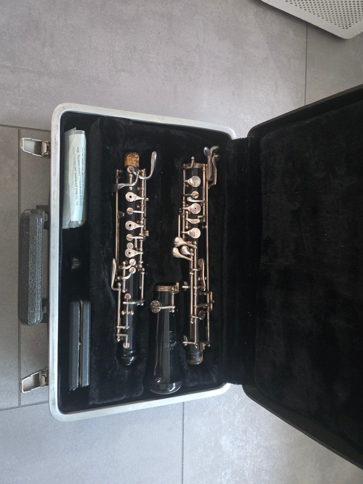 Bundy hobo met koffer, Muziek en Instrumenten, Blaasinstrumenten | Overige, Ophalen of Verzenden, Gebruikt, Houtblazer, Met koffer of draagtas