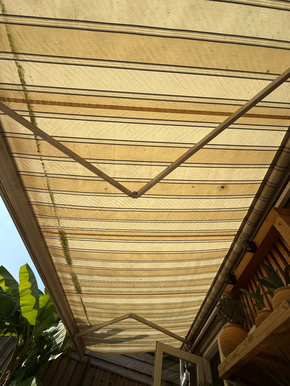 elektrische knikarmscherm zonneschermen , beige gestreept, Tuin en Terras, Ophalen, Gebruikt, 450 cm of meer, 150 tot 300 cm