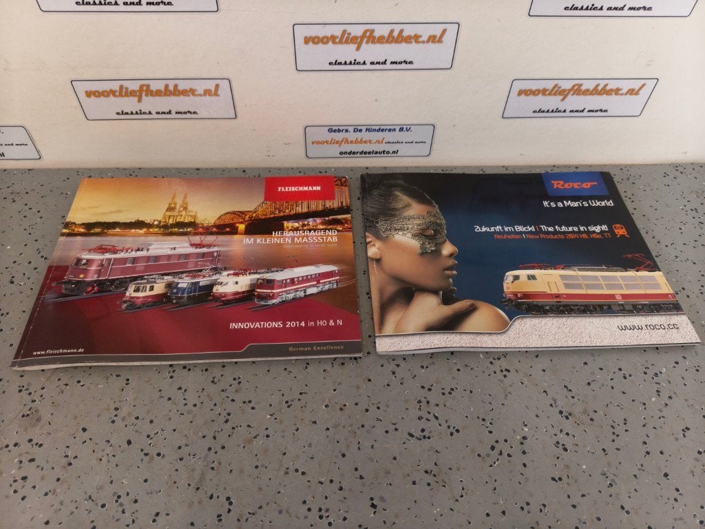 2x modeltrein cataloges, Fleischman/ Roco, Ophalen of Verzenden, 1980 tot heden, Tijdschrift
