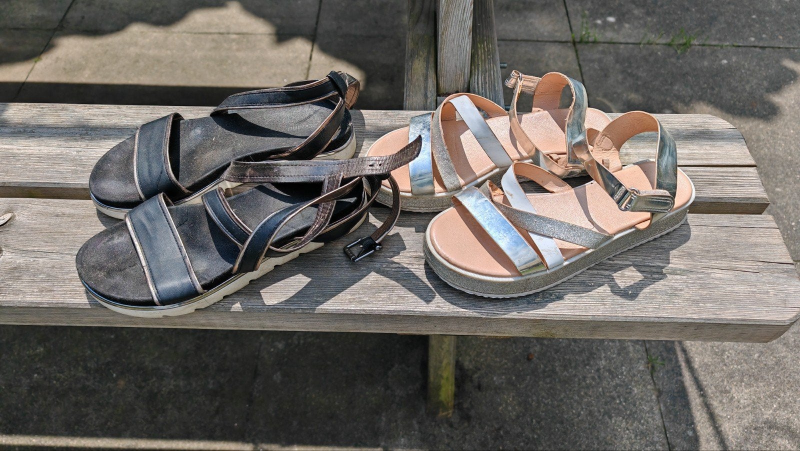 Diverse sandalen en sportschoen en laarzen, Kleding | Dames, Schoenen, Wit, Gedragen, Sandalen of Muiltjes, Ophalen of Verzenden