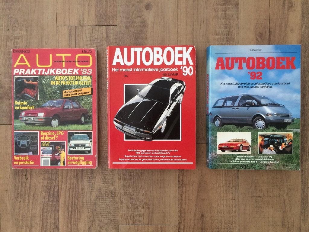 RUILEN: 3x oldtimer autotest jaarboeken 1983, 1990 en 1992, Ophalen of Verzenden, Zo goed als nieuw, Algemeen