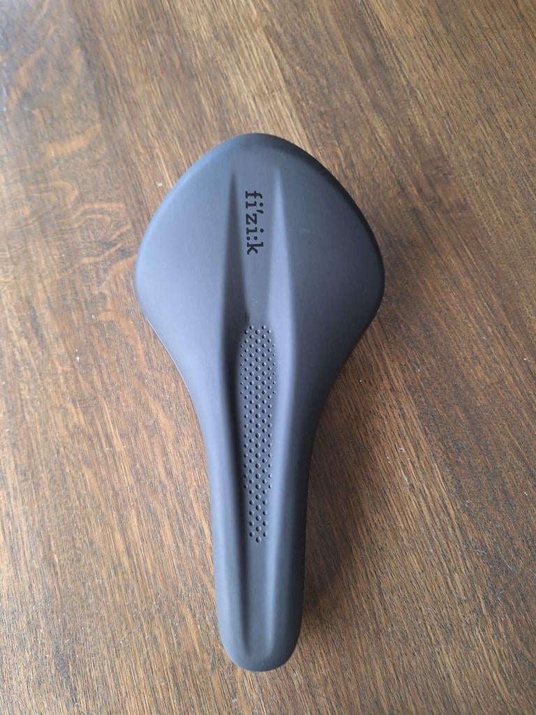 Nieuw Fizik Aliante R5 racefietszadel, Ophalen of Verzenden, Nieuw, Zadel, Fizik