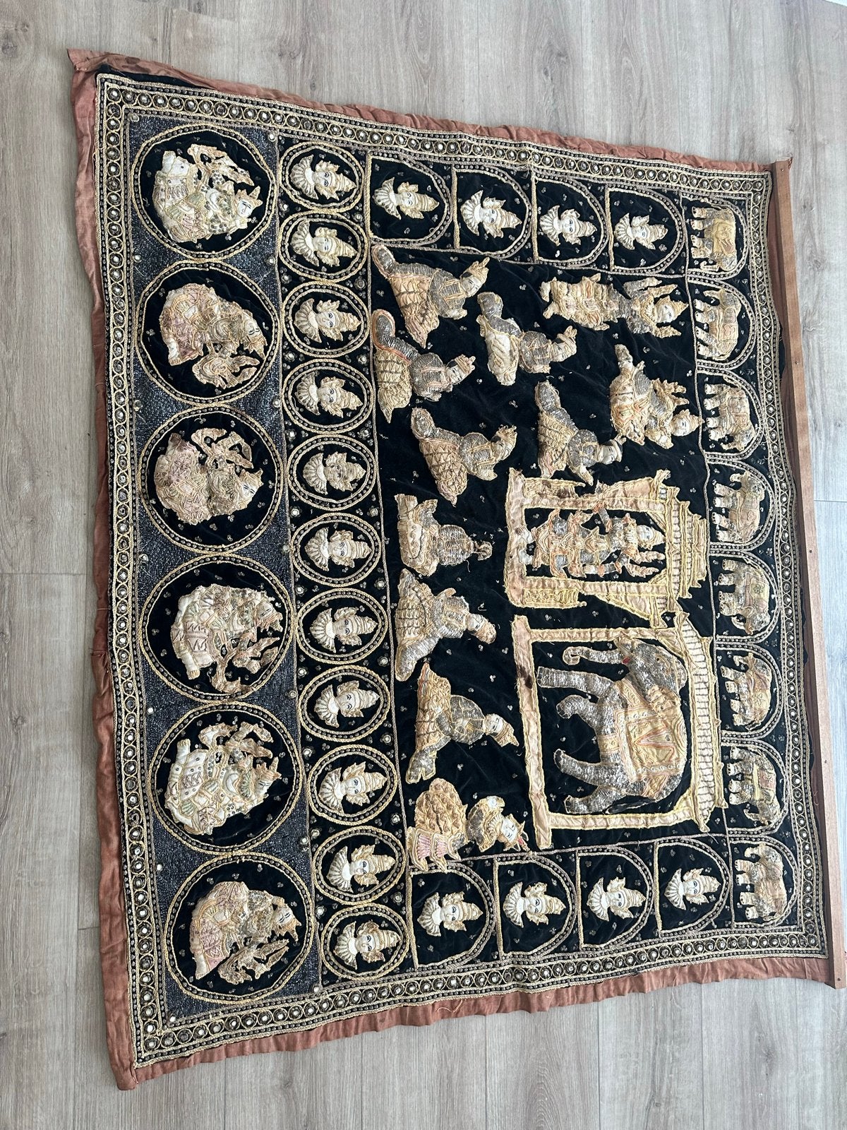 Handgemaakt Indiaas wandkleed met reliëf en borduursels, Ophalen of Verzenden