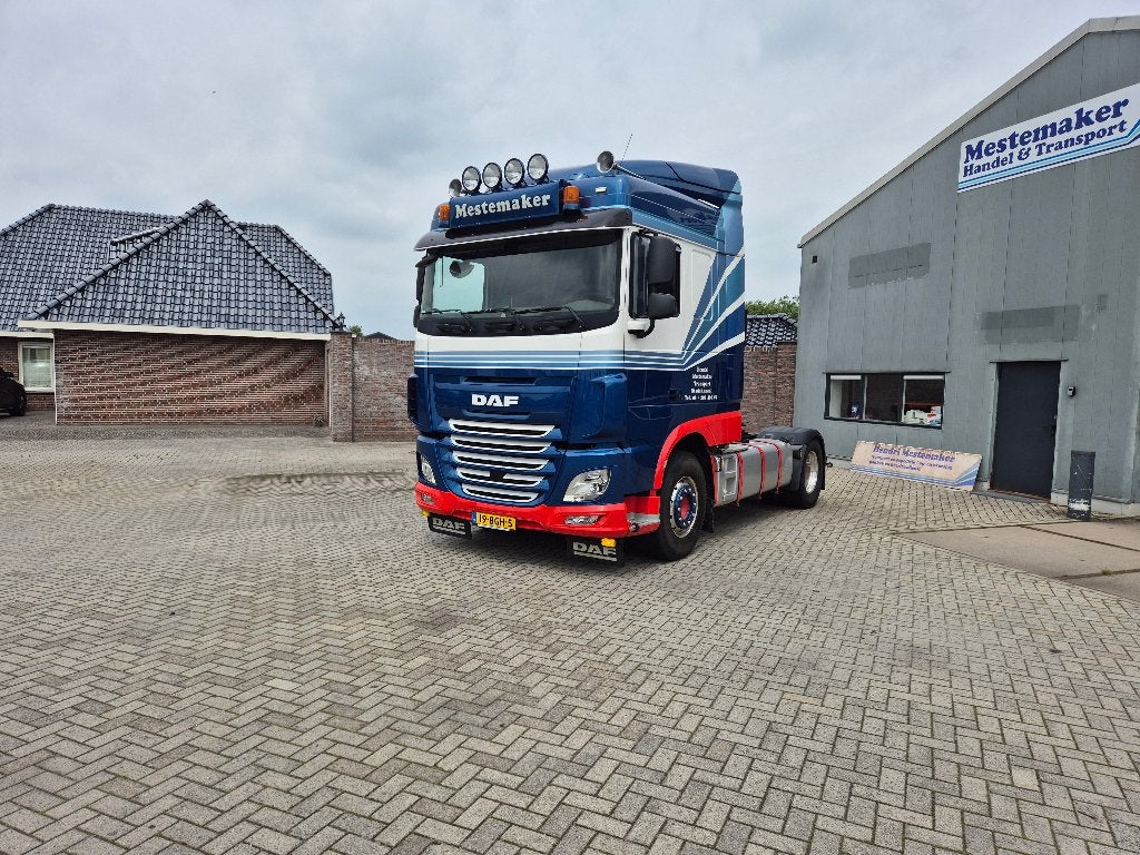 Daf 106 XF 440 pk met 568.000 kilometer, Ophalen