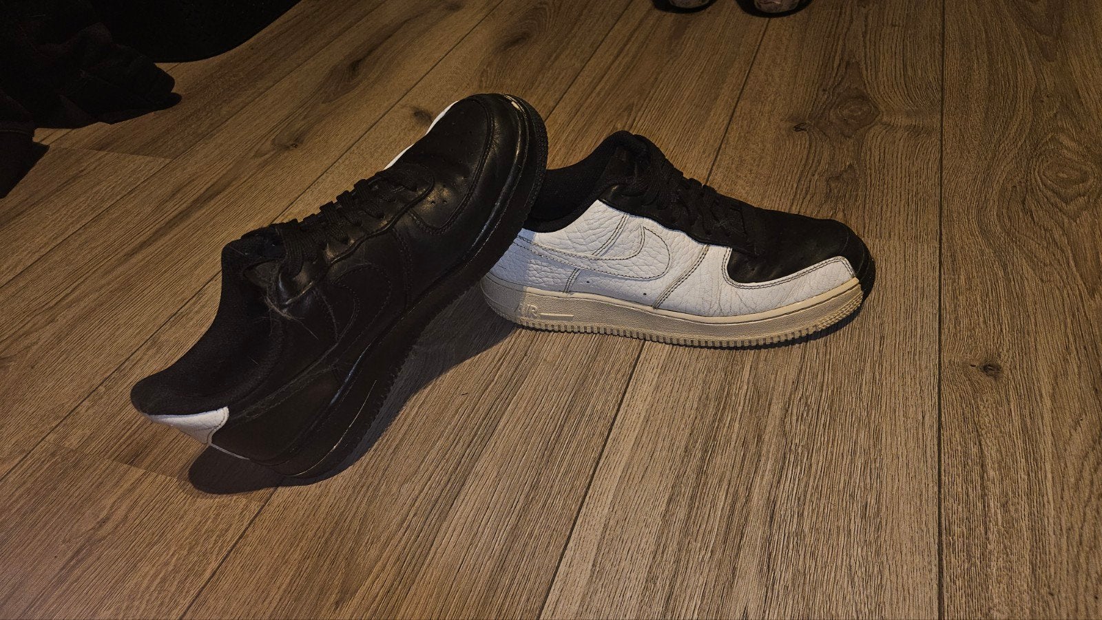 Nike Air Force 1 Limited Edition maat 42, Ophalen of Verzenden, Gedragen, Wit