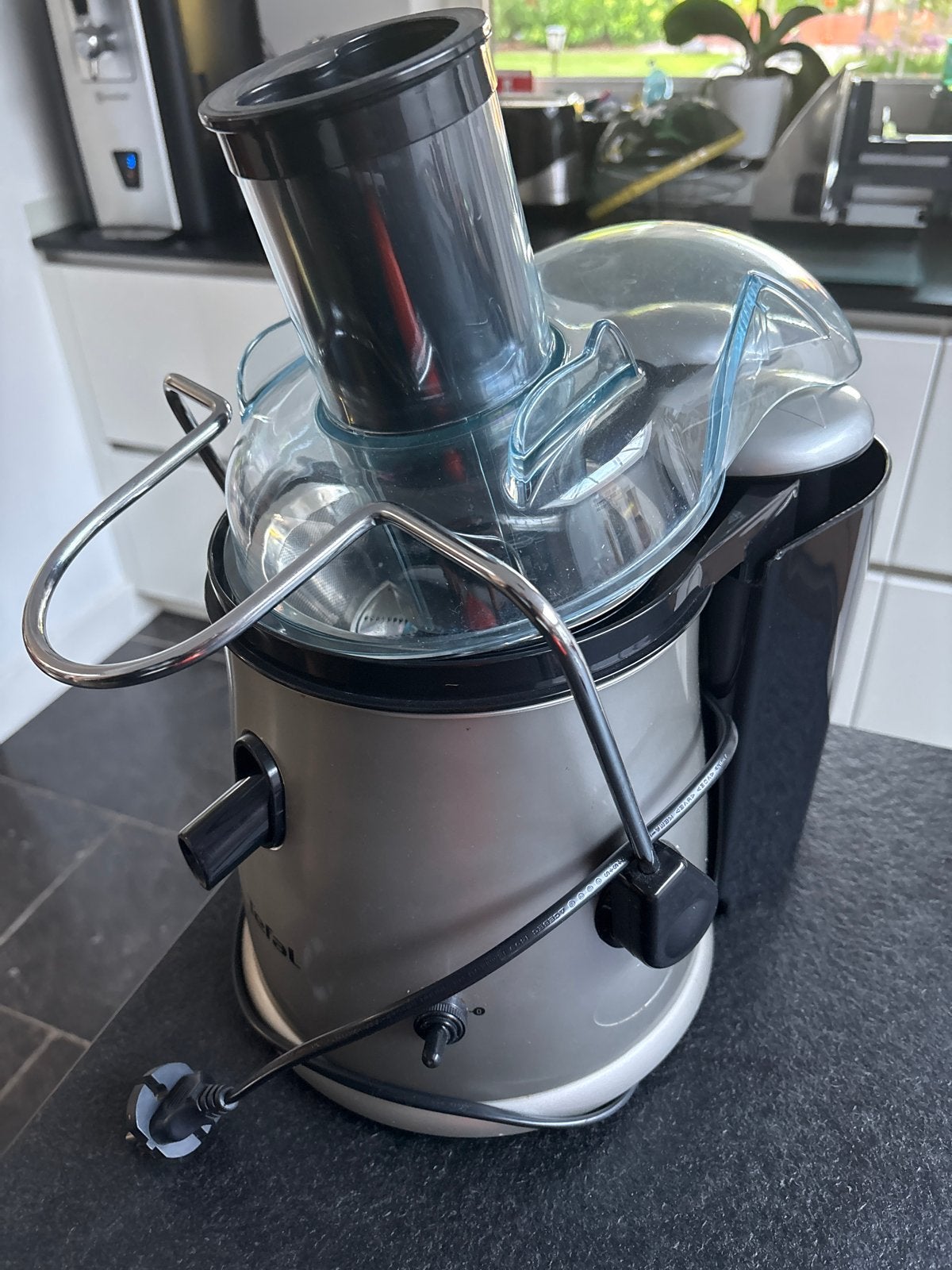 Tefal Sapcentrifuge - Krachtige Juicer voor Vers Sap, Ophalen, Zo goed als nieuw, Elektrisch, Sapcentrifuge