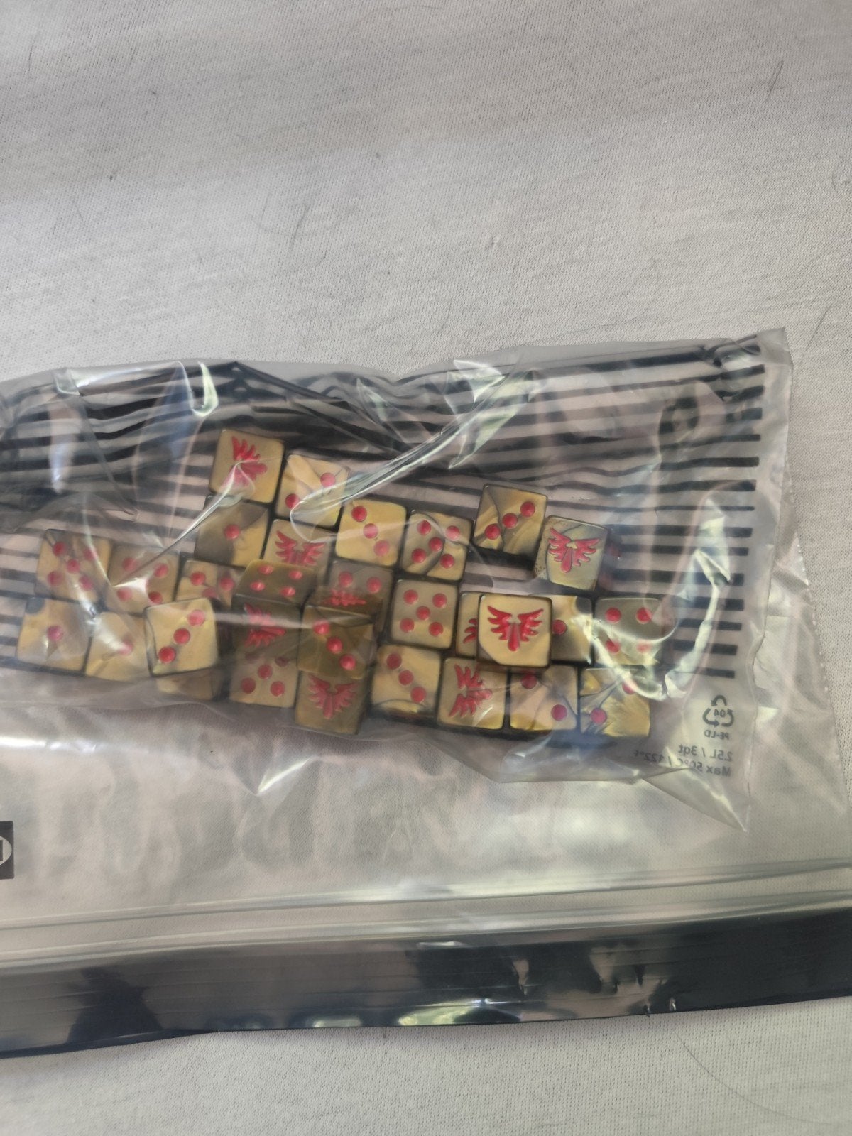 Warhammer 40k Blood Angels dice, Ophalen of Verzenden, Zo goed als nieuw, Warhammer 40000, Toebehoren