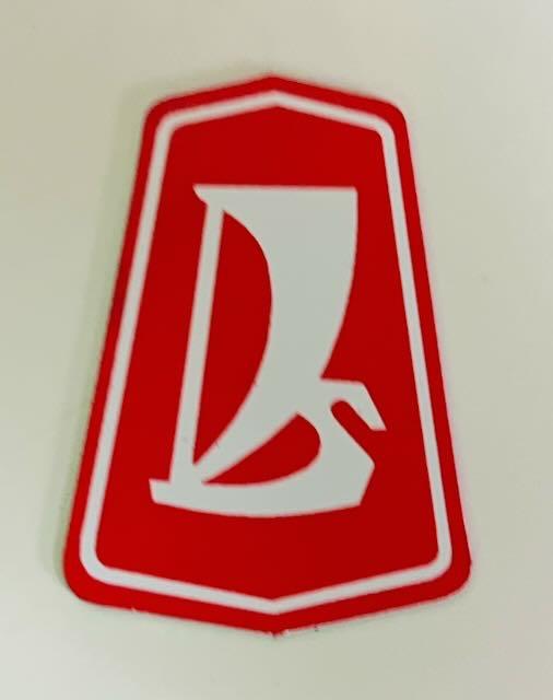 LADA logo magneet - plat 2D Magneetsticker   7,8  4 cm, Ophalen of Verzenden, Zo goed als nieuw, Auto's