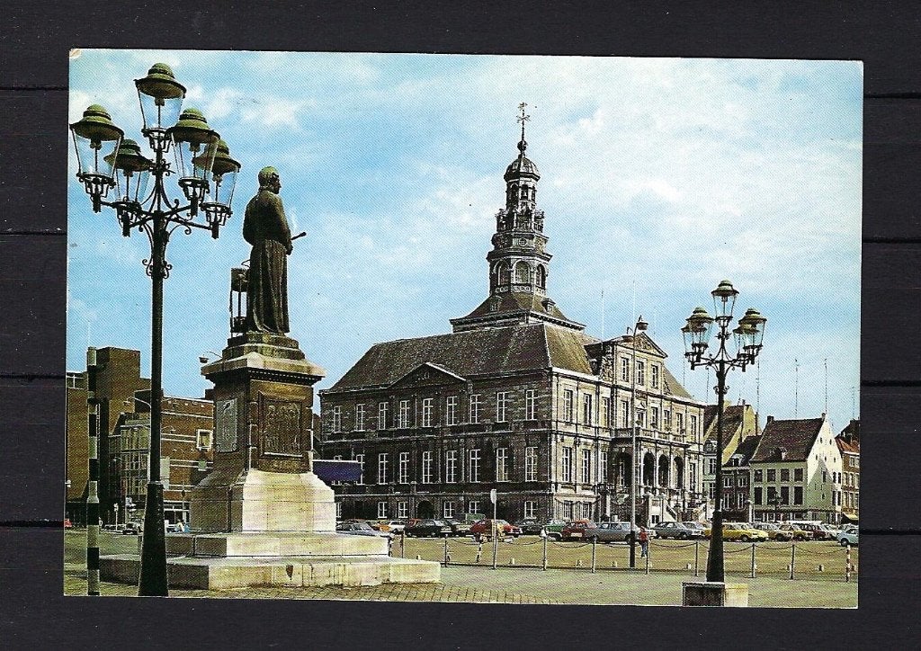 84 Maastricht, Stadhuis, Ophalen of Verzenden, Gelopen, Limburg