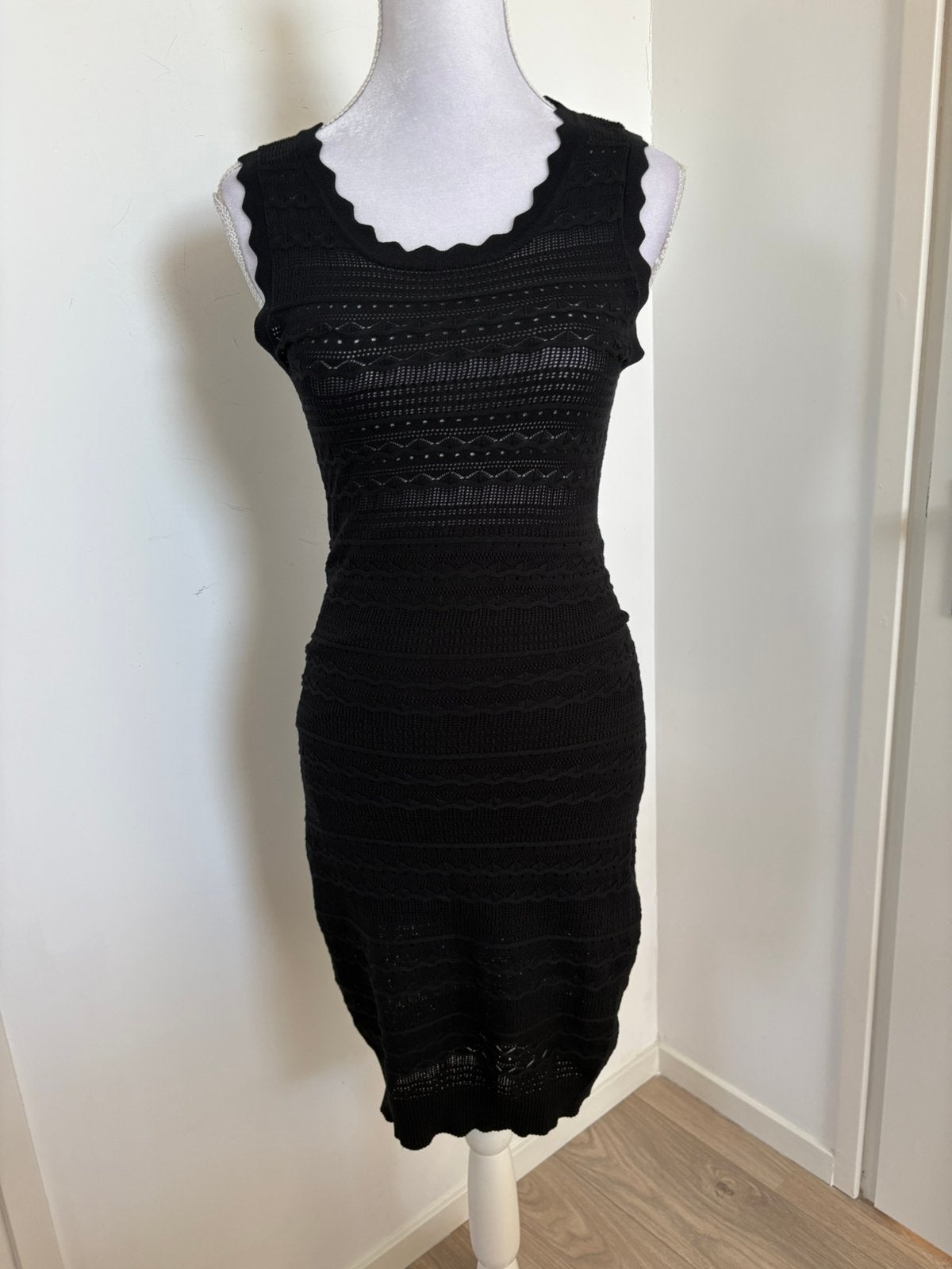 Looks new! Zwart Jean Louis Francoise jurkje - maat 36/S, Zwart, Nieuw, Ophalen of Verzenden, Maat 36 (S)