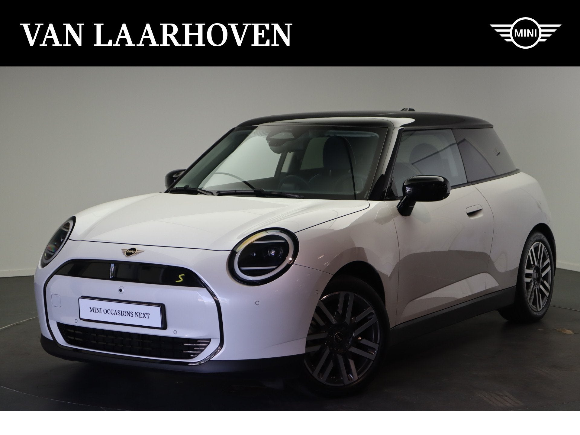 MINI Hatchback Cooper SE / Classic / Pakket XL / 17 inch Par, Dealer onderhouden, Gebruikt, Zwart, Met garantie (alle)