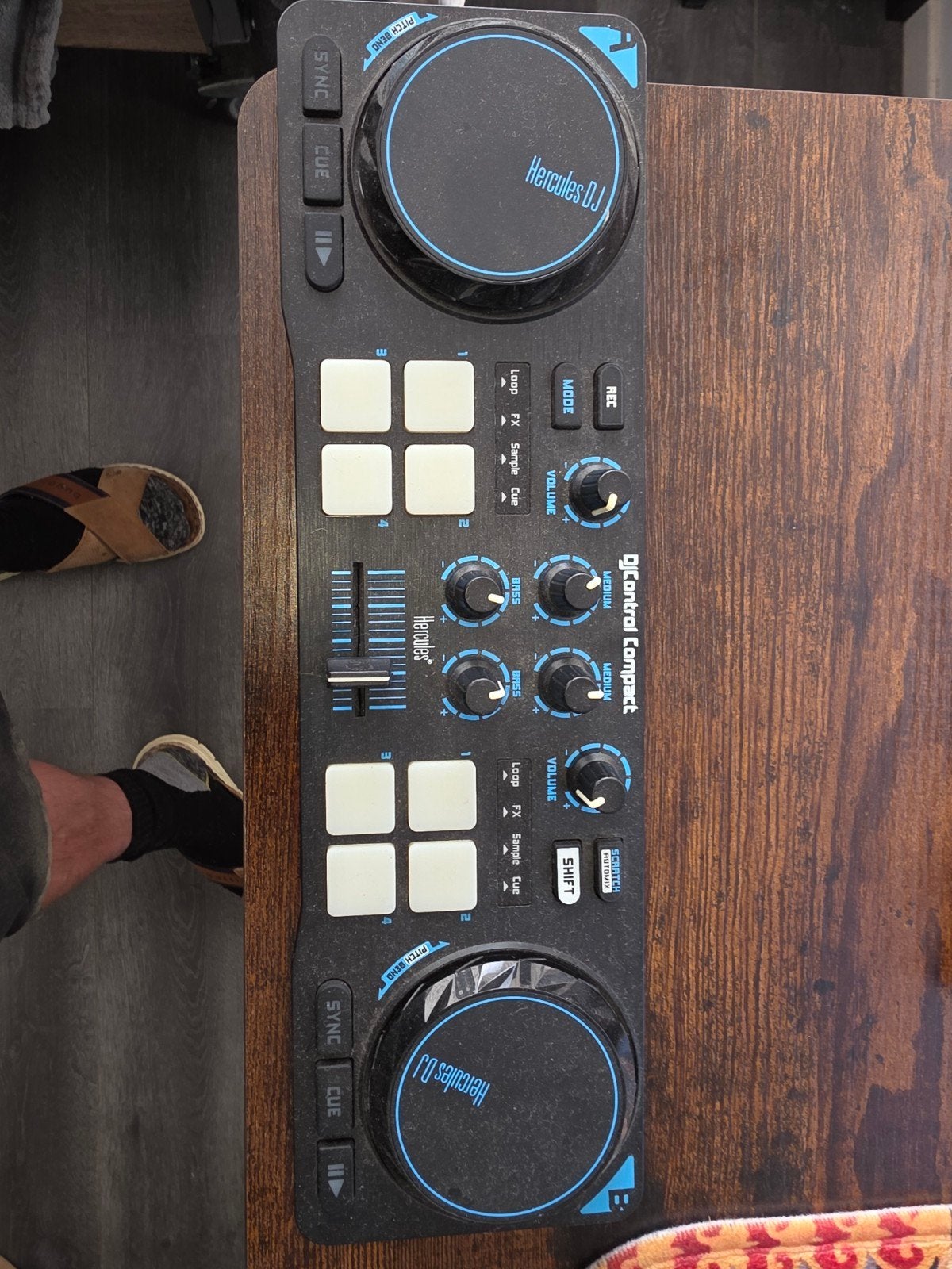 Hercules DJControl Compact DJ-controller, Ophalen of Verzenden, Gebruikt, Dj-set, Overige merken