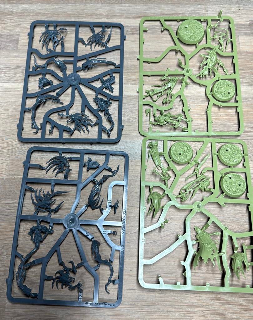 Warhammer 4 stuks Nighthaunt sprue, Hobby en Vrije tijd, Wargaming, Ophalen of Verzenden, Zo goed als nieuw, Warhammer