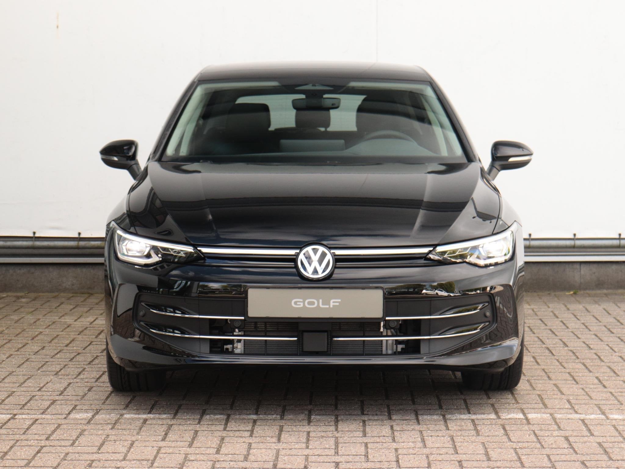 Volkswagen Golf Style Edition 1.5 eHybrid 150 kW / 204 PK Ha, 1498 cc, 4 cilinders, 150 min, Plug-in hybride