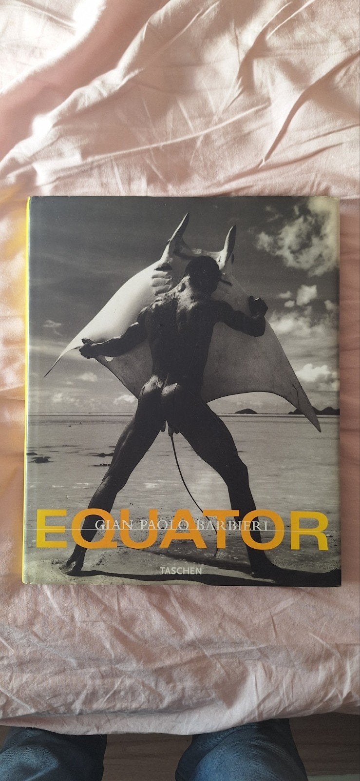 Gian Paolo Barbieri - Equator - Fotoboek, Ophalen of Verzenden, Gelezen, Fotografie algemeen, Gian Paolo Barbieri