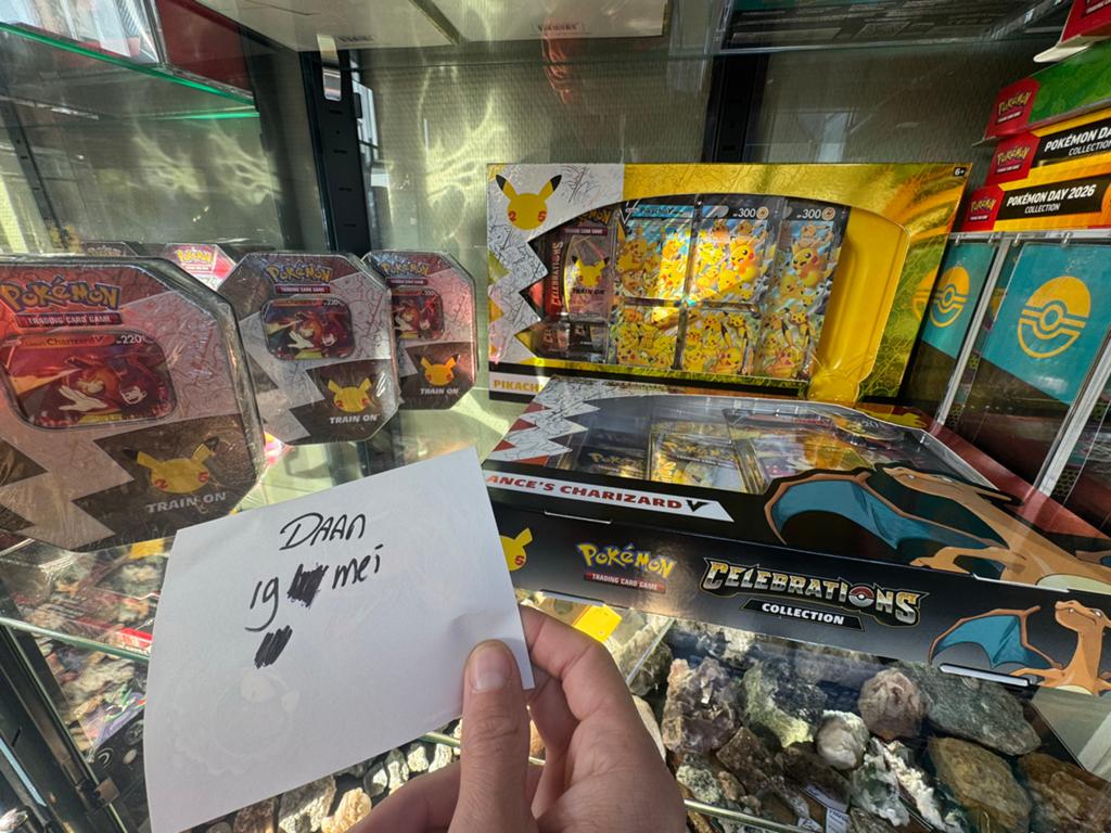 Pokémon Celebrations Collectie: Charizard V, Pikachu V-UNION, Ophalen of Verzenden, Nieuw