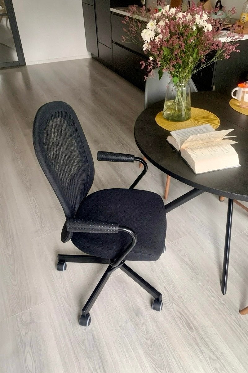 Zwarte IKEA Flintan Bureaustoel met Armleuningen, Ophalen, Zwart, Zo goed als nieuw, Bureaustoel