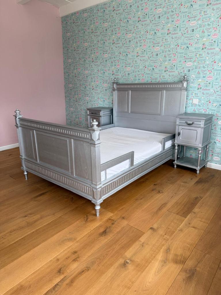 Brocant bed met 2 nachtkastjes, Ophalen, Overige materialen, Gebruikt, Twijfelaar