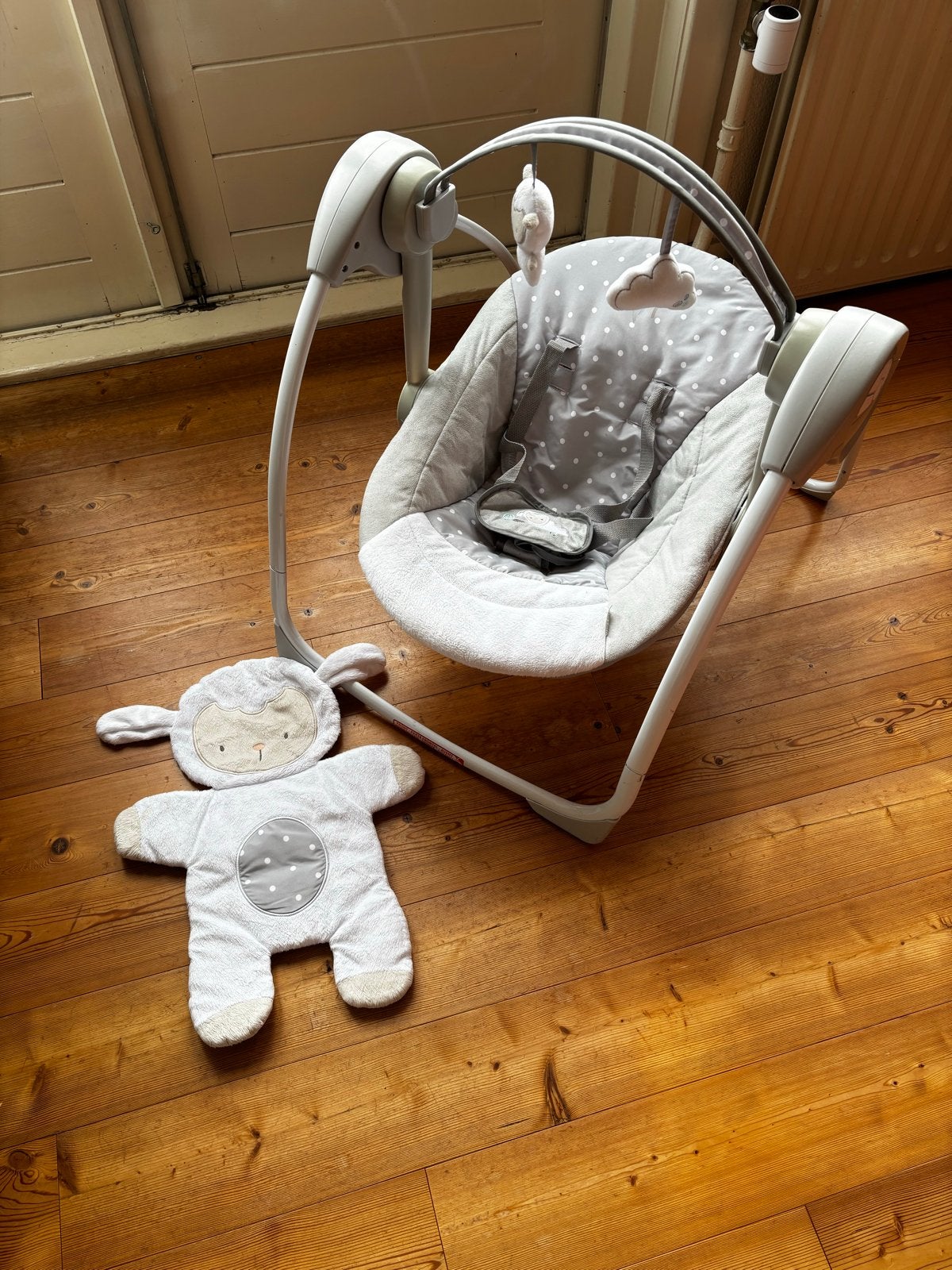 Elektrisch Wipstoeltje babyschommel, Kinderen en Baby's, Overige merken, Gebruikt, Schommelstoel, Ophalen of Verzenden