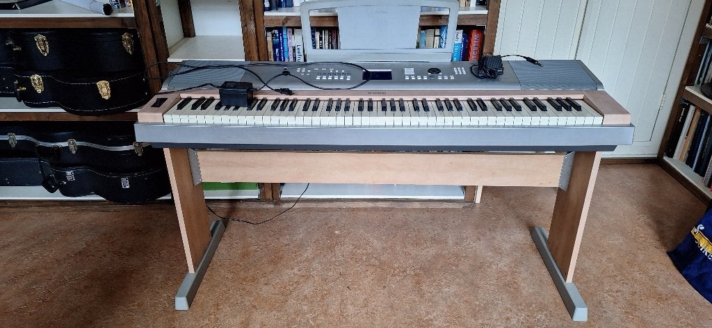 Yamaha Portable Grand DGX-620 Digitale Piano, Muziek en Instrumenten, Piano's, Ophalen, Overige kleuren, Digitaal, Zo goed als nieuw