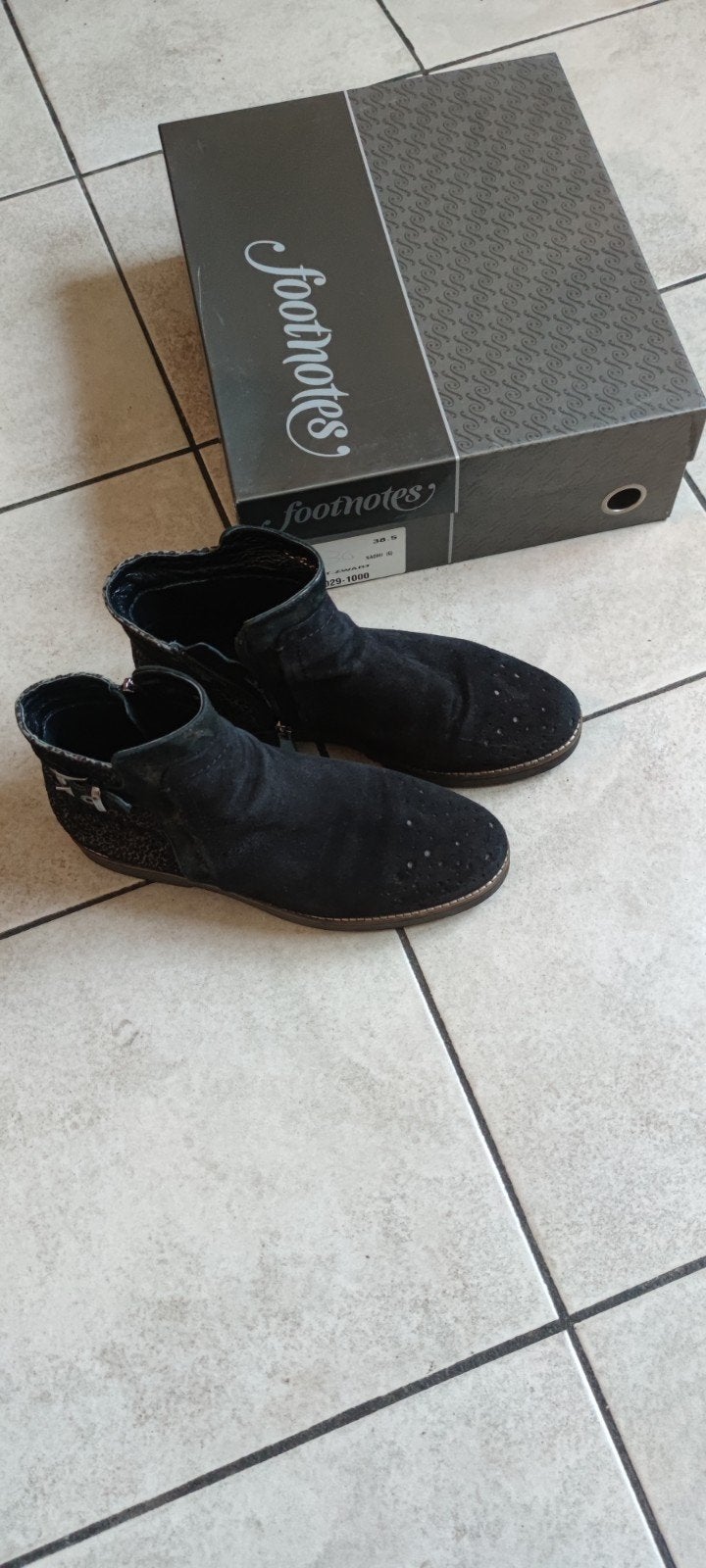 FOOTNOTES nette staat enkel laarzen maat 38.5, Kleding | Dames, Schoenen, Ophalen of Verzenden, Zo goed als nieuw, Zwart