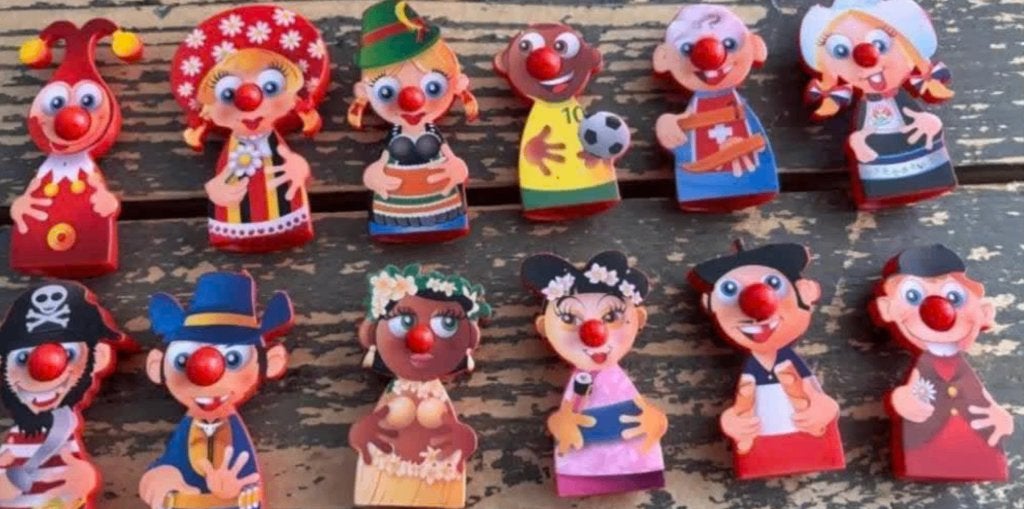 Carnaval Festival Efteling - 12 vingerpopjes, Ophalen of Verzenden, Zo goed als nieuw, Beeldje of Poppetje