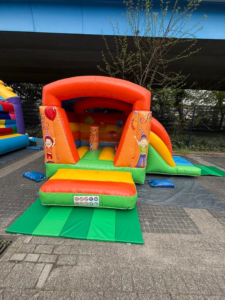 Springkussen feest te huur, Ophalen of Verzenden, Zo goed als nieuw, Verjaardag