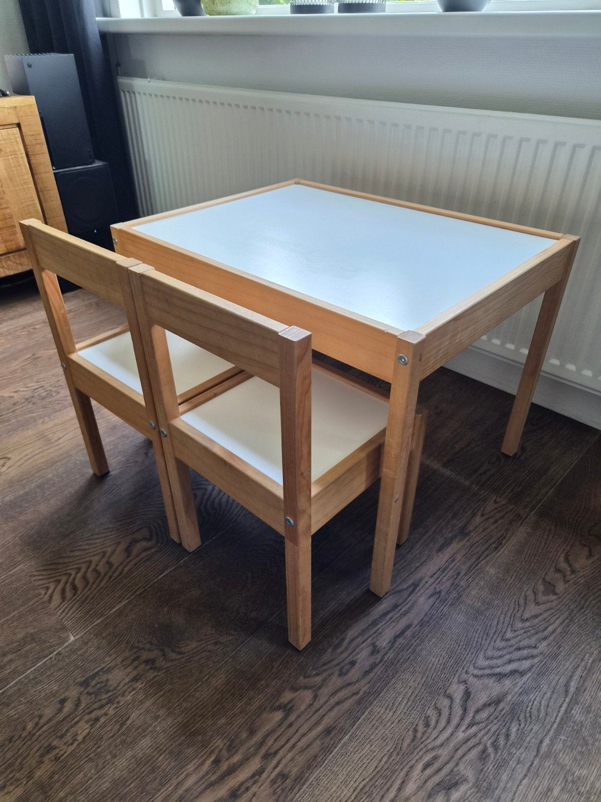 Houten kindertafeltje met twee stoeltjes, Ophalen, Gebruikt, Tafel(s) en Stoel(en)