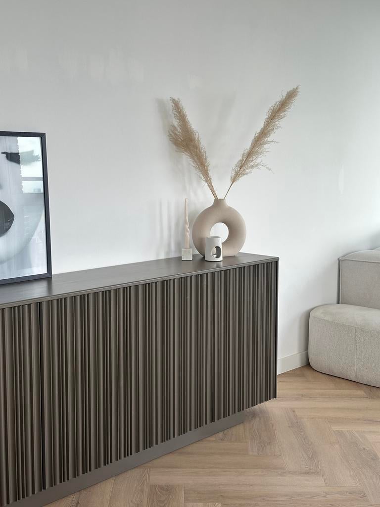 Antraciet WOOOD Dressoir, Ophalen, Zo goed als nieuw