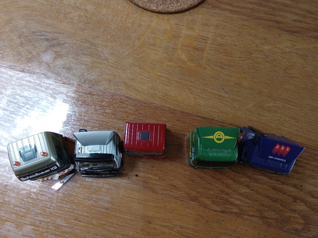 1/87 Herpa Mercedes cabines 95% compleet, Ophalen of Verzenden, Gebruikt, Bus of Vrachtwagen, Herpa