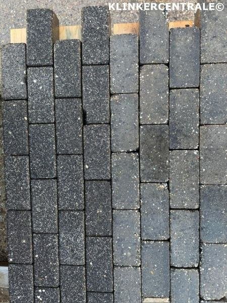 100m2 antraciet betonklinkers keiformaat bkk bss oprit/terra, Bij dit gebruikte product niet meer te achterhalen., Gebruikt, Verzenden