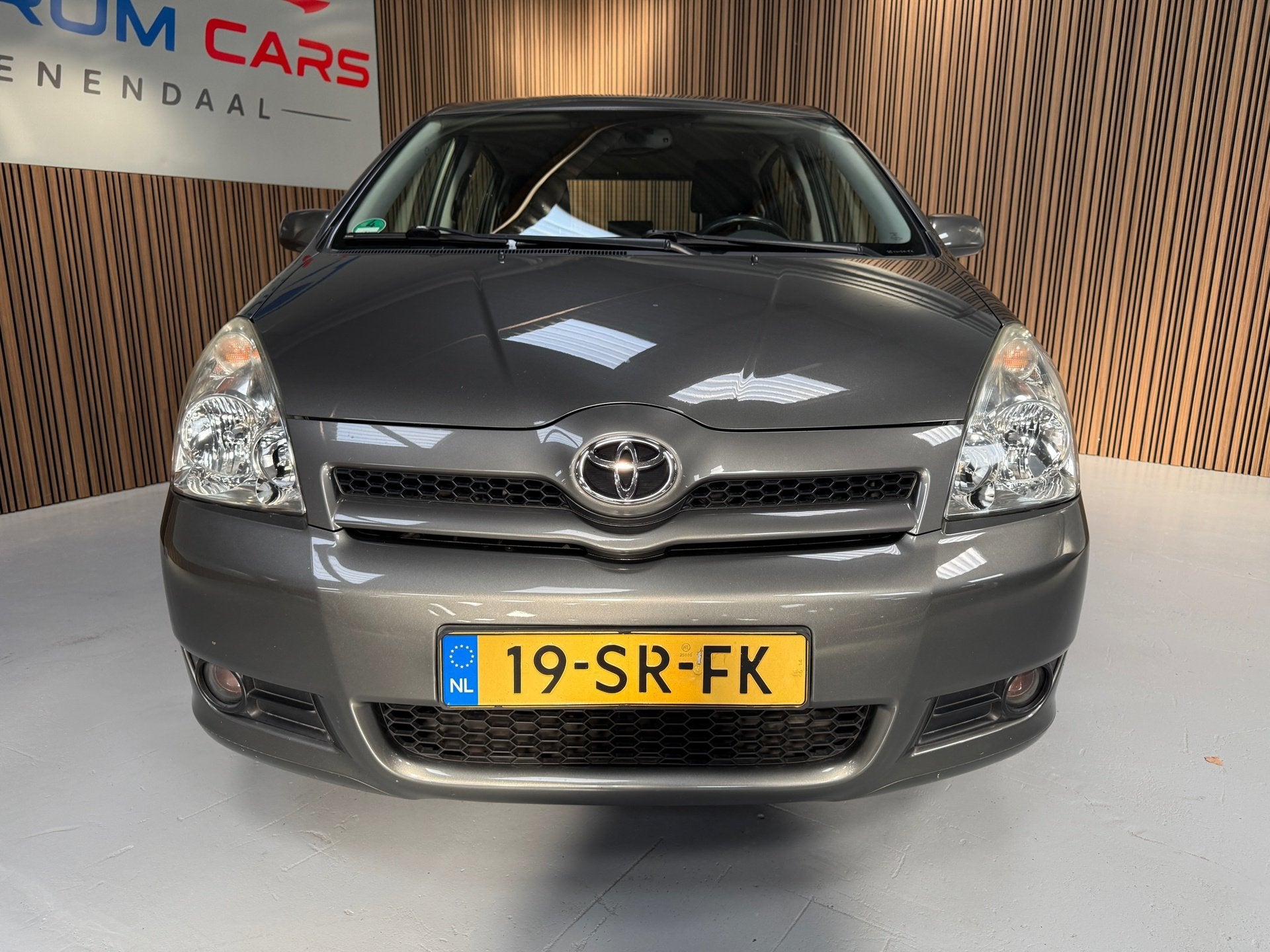 Foto 4 van Toyota Verso 1.8 VVT-i Sol 7pers Automaat, Trekhaak, Cruise