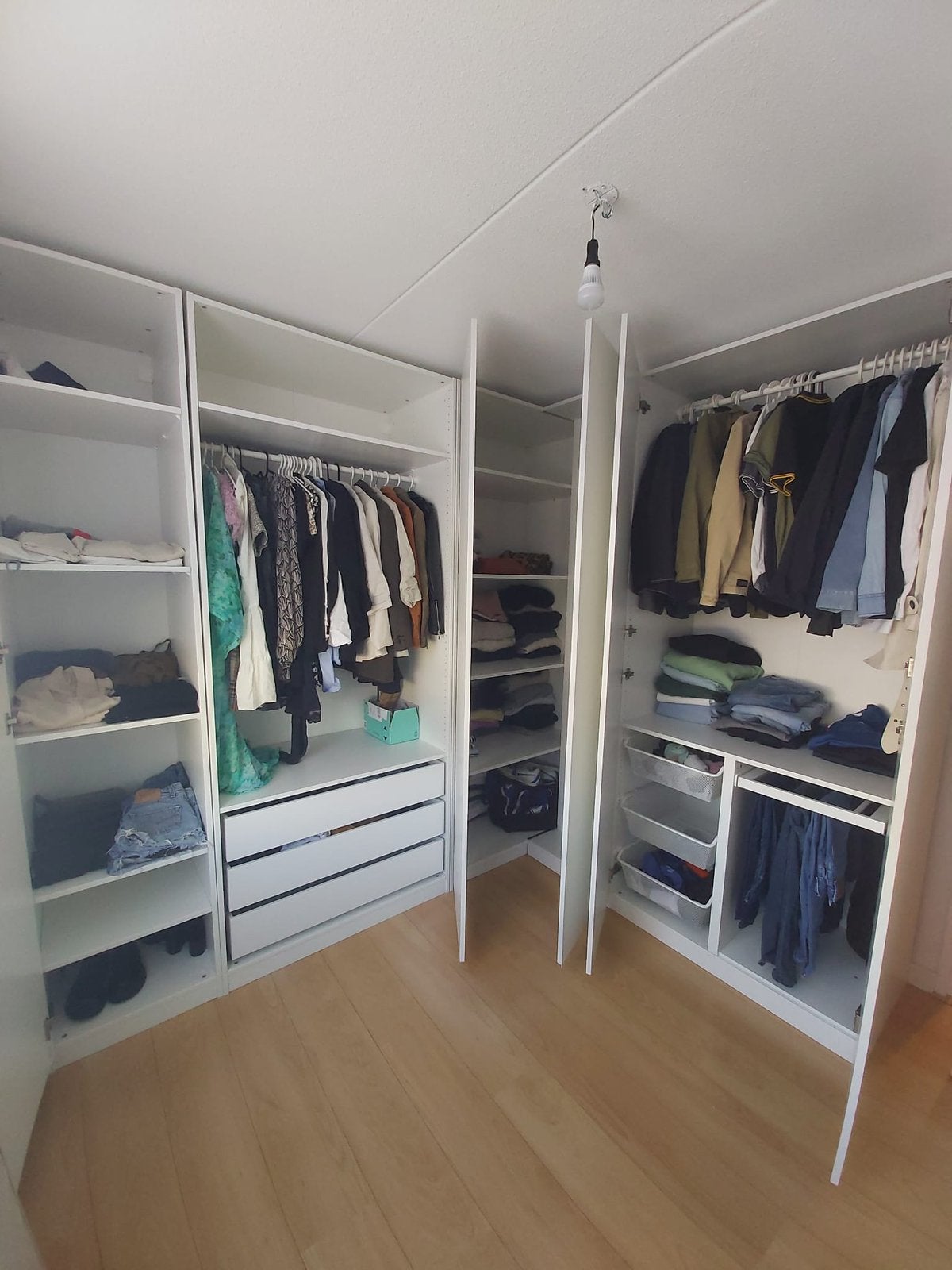 Ikea Pax hoekkast - kledingkast, Huis en Inrichting, Kasten | Kledingkasten, Overige materialen, 200 cm of meer, Zo goed als nieuw