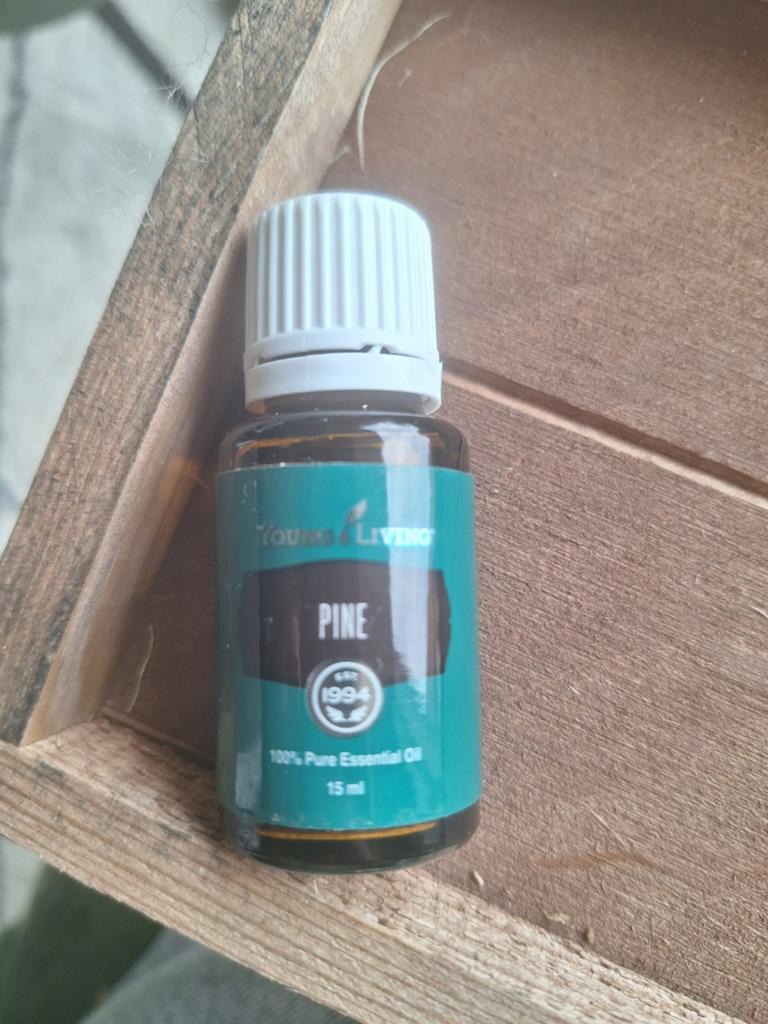 Young Living Pine, Ophalen, Zo goed als nieuw, Aroma