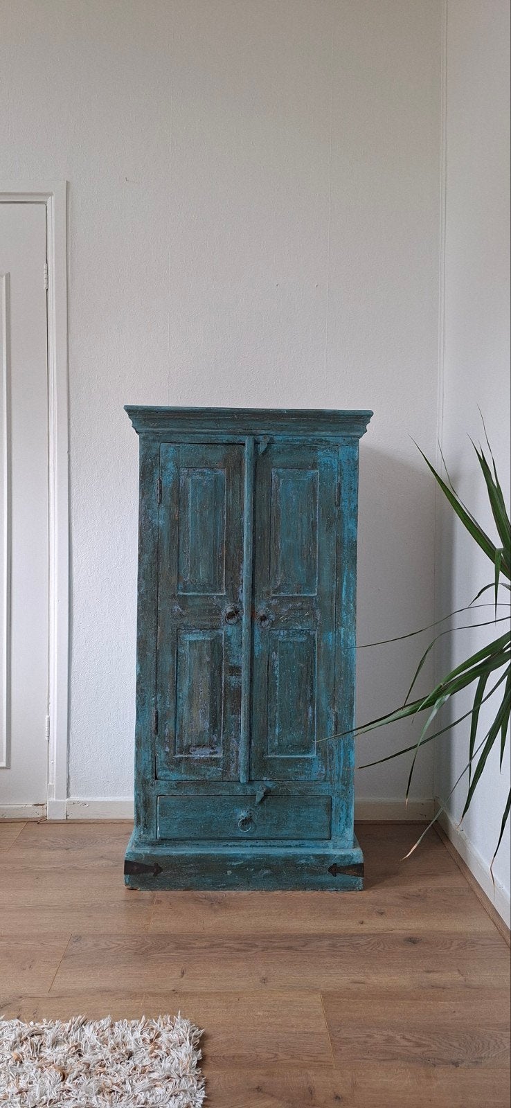 Unieke vintage kast in turquoise, massief hout, Ophalen