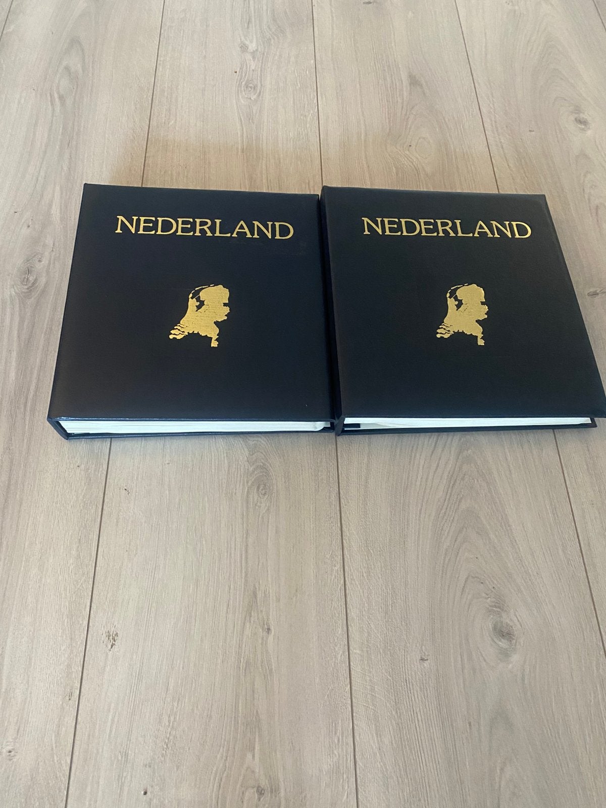 2 mooie Importa Albums juweel, Postzegels en Munten, Ophalen of Verzenden, Verzamelalbum