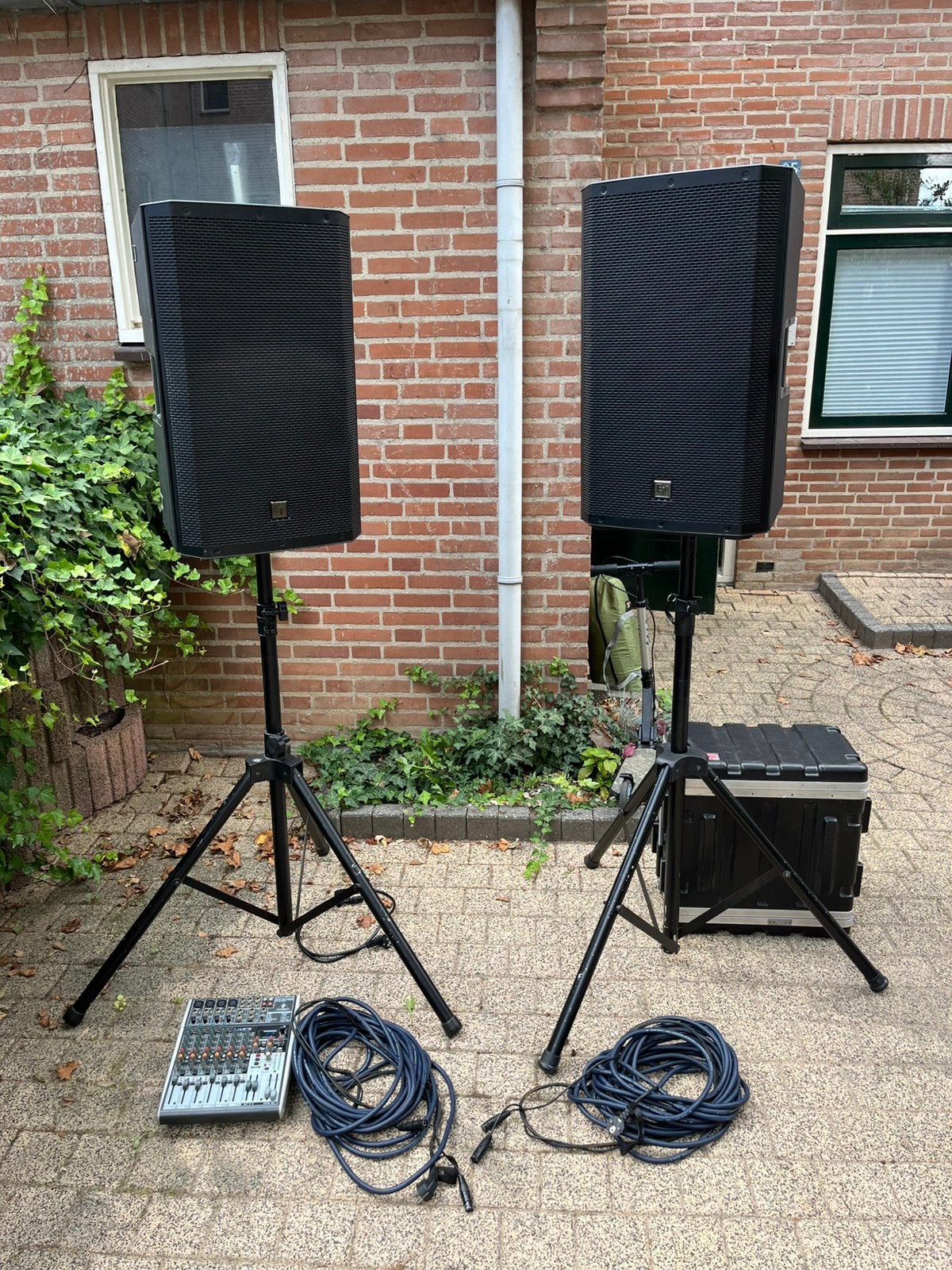 PA-set met electro voice luidspreker, mengpaneel en kabels, Ophalen, Zo goed als nieuw