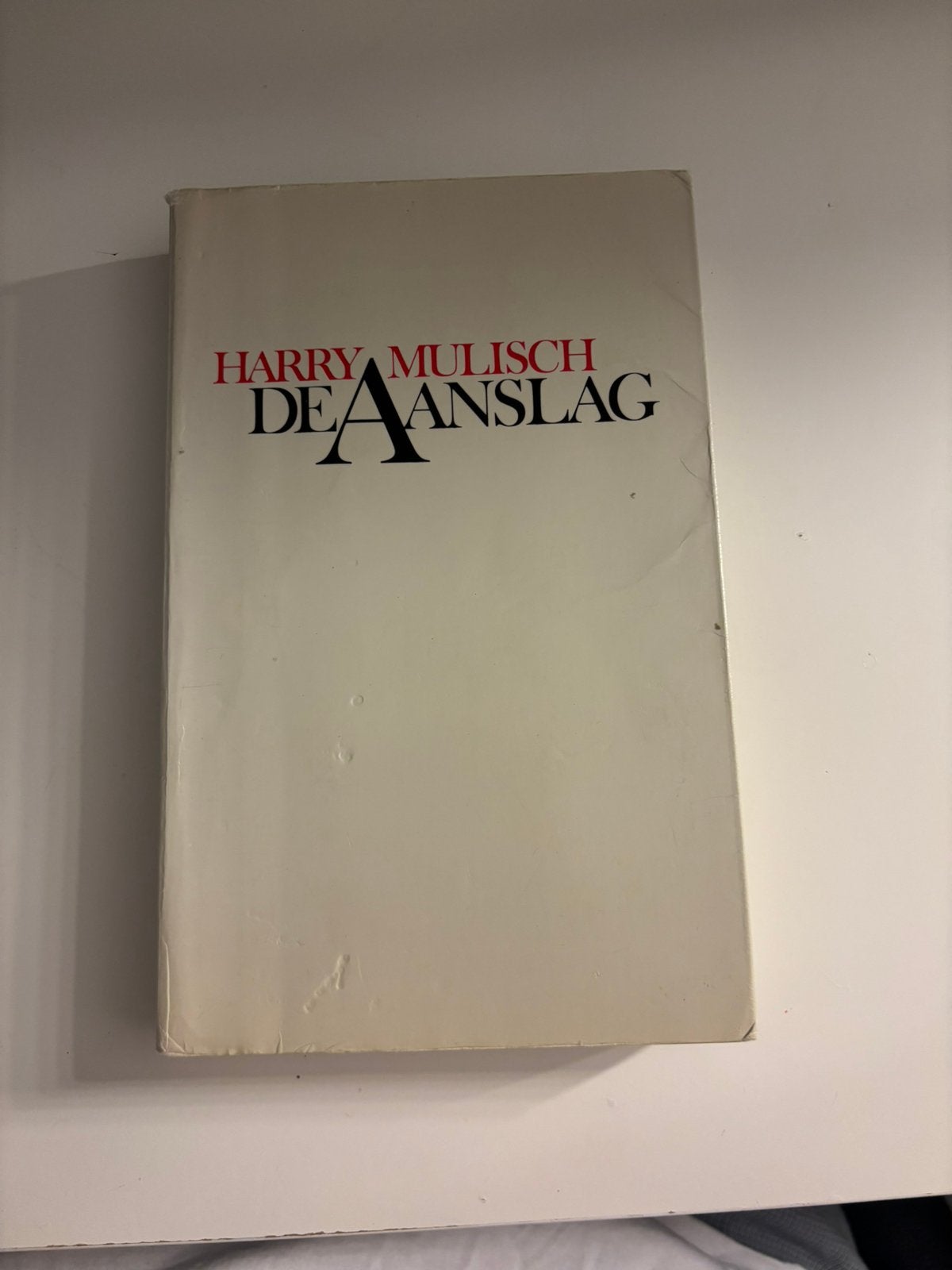 De Aanslag - Harry Mulisch, Boeken, Ophalen of Verzenden, Zo goed als nieuw