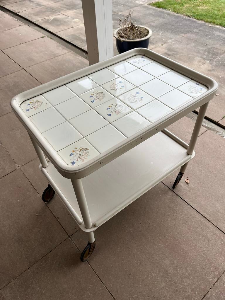 Vintage serveerwagen met tegeltjesblad, Ophalen, Vintage, 55 tot 75 cm, Zo goed als nieuw