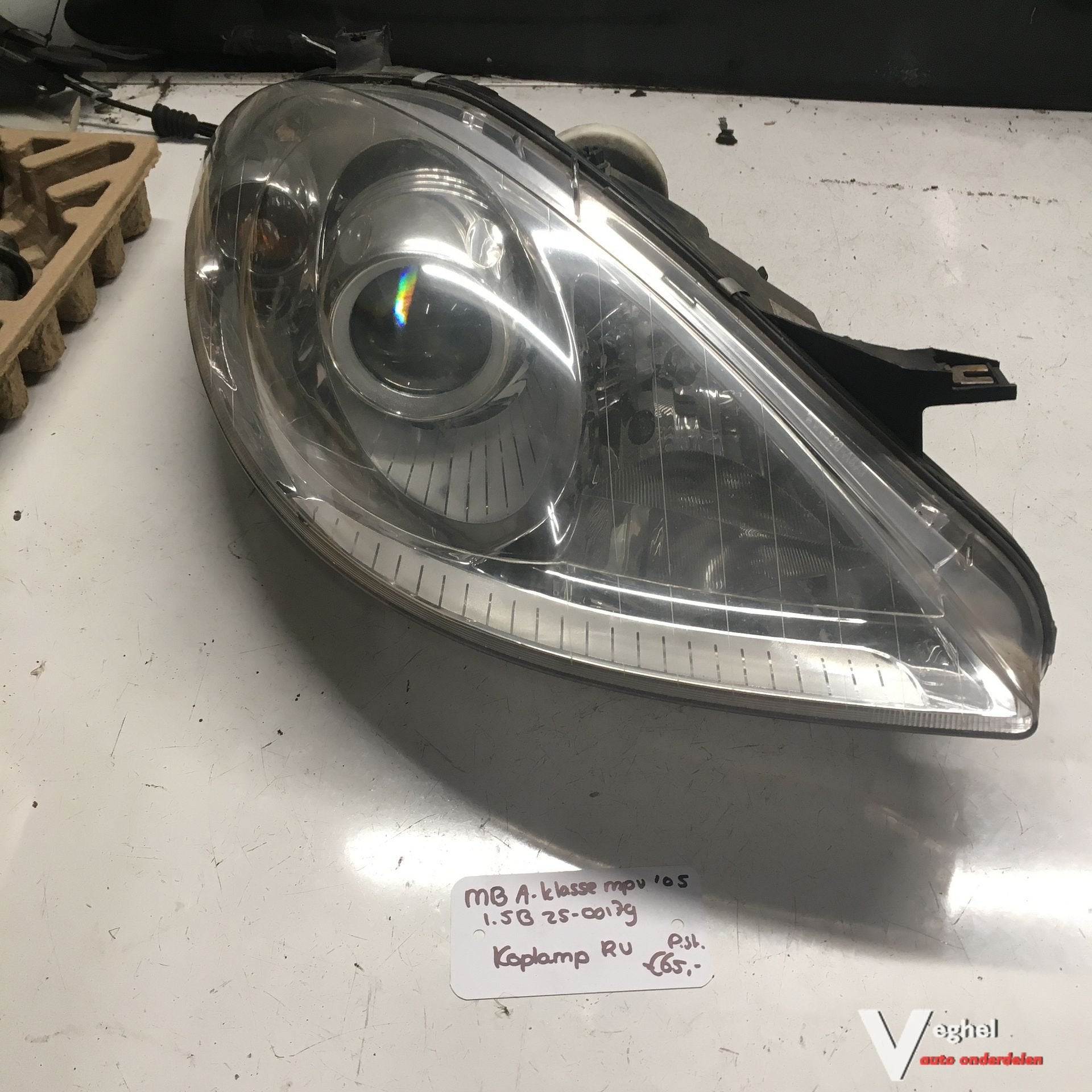 Mercedes A klasse 1.5 B 2005 2500179   Koplamp  Linksvoor of
