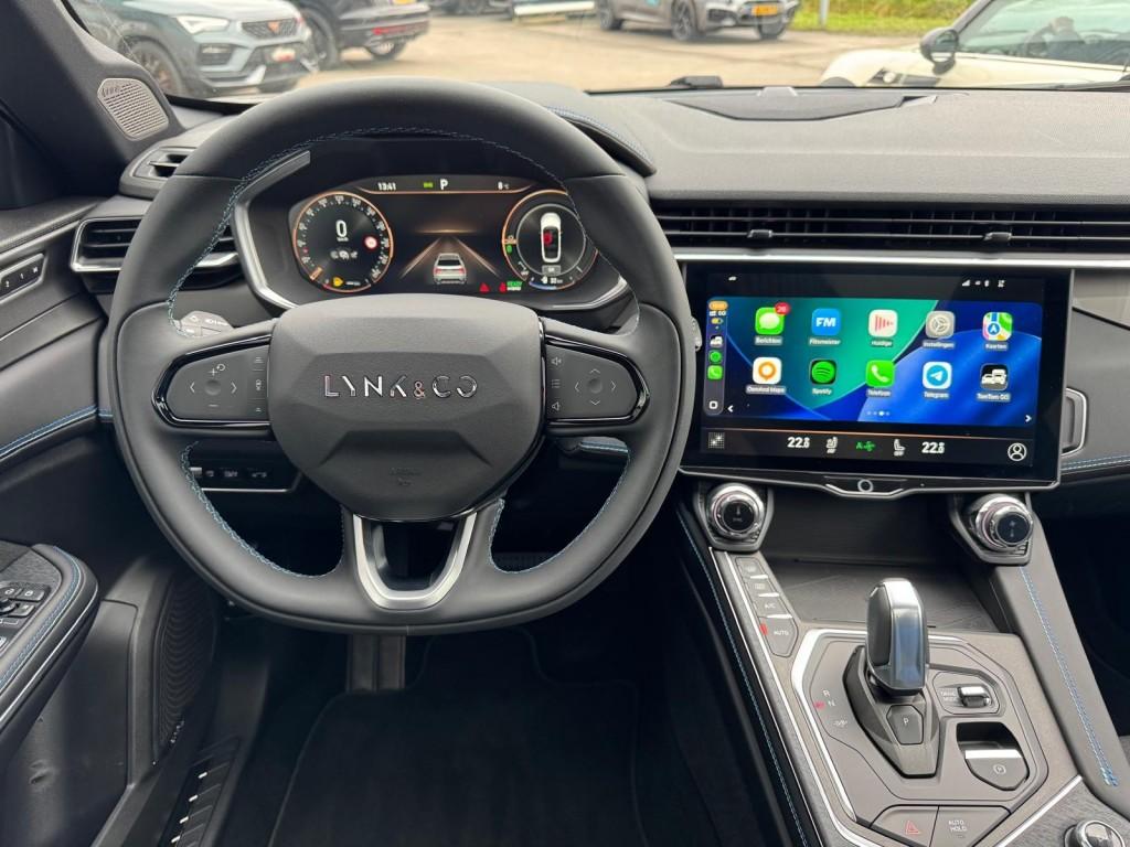 Lynk en co 01 1.5 Hybrid Black Style Pano Carplay 360cam Inf, USB, Bedrijf, 1854 kg, Hybride Elektrisch/Benzine