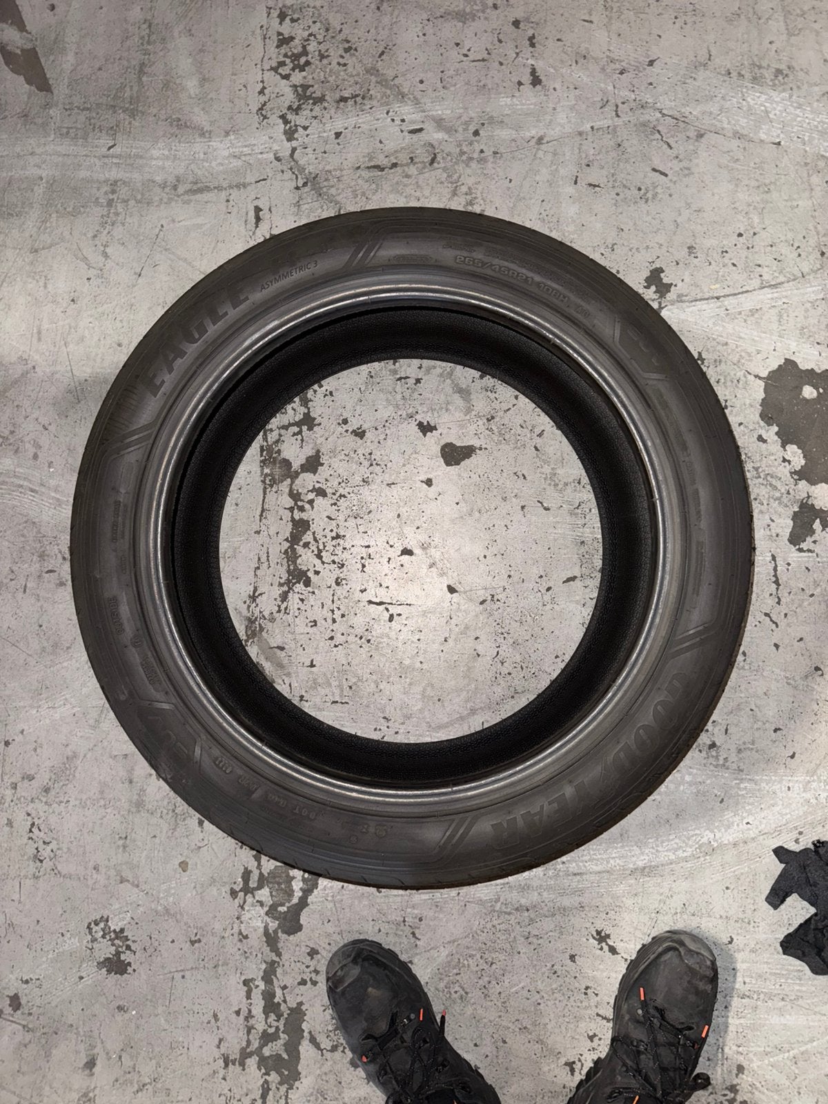 Goodyear Eagle F1 Asymmetric 3 band voor Audi e-tron, Ophalen, Gebruikt