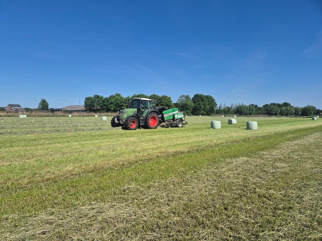 Midibalen persen en wikkelen, Ophalen of Verzenden, Veehouderij, Oogstmachine