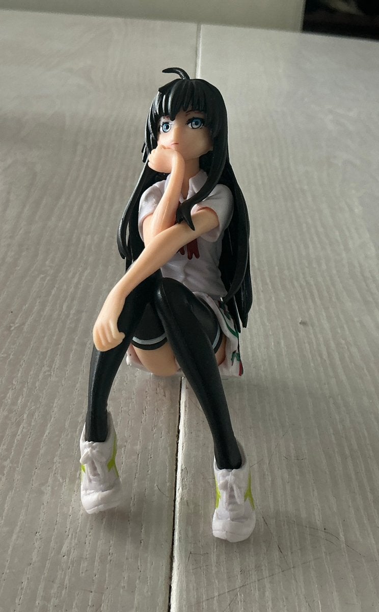 Anime Figuur Zittend Meisje met Zwart Haar, Ophalen of Verzenden, Zo goed als nieuw